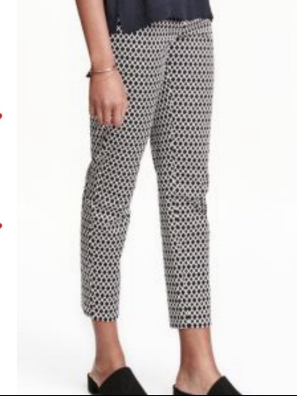 H&M Women’s Black and White Geometric Slim Cropped Pants
